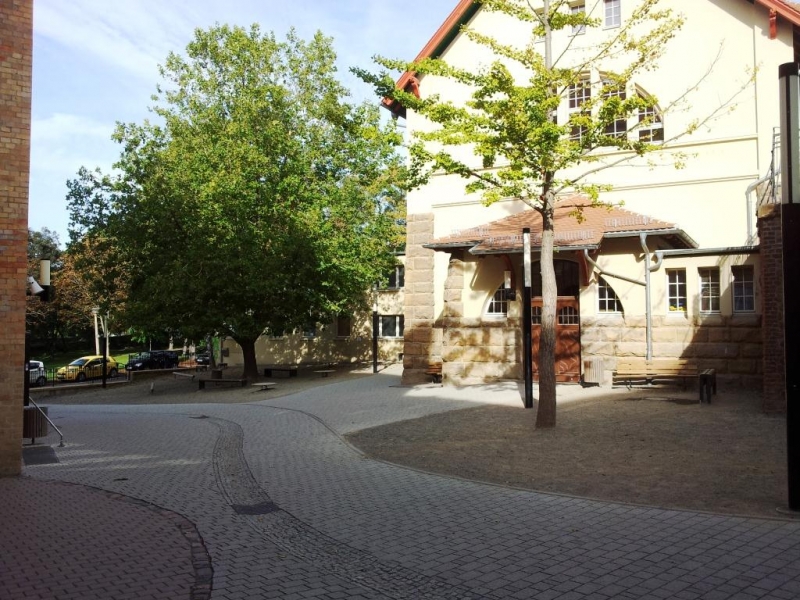 schulhof.jpg